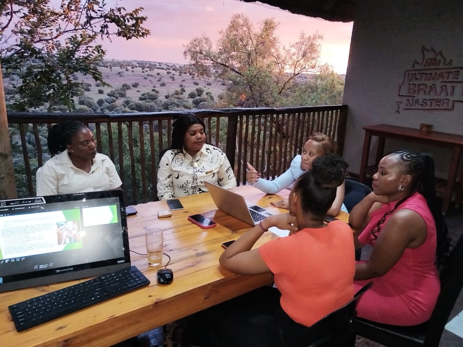 Manyabolo team workshop, photograph 2