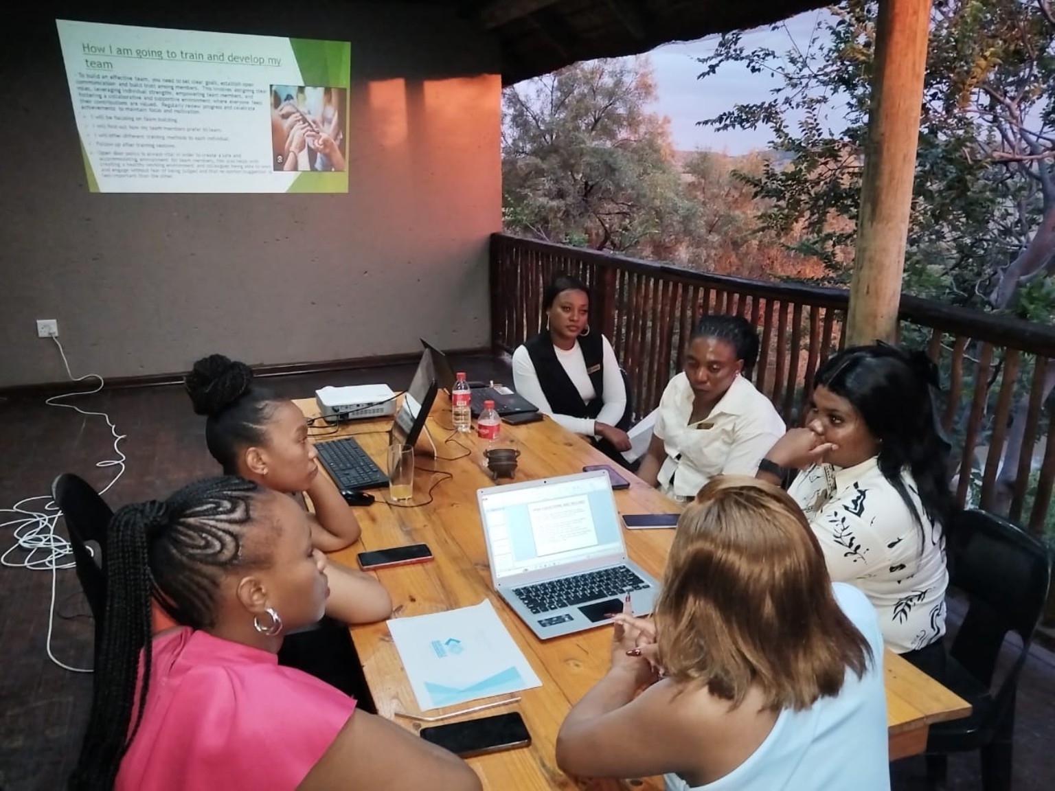 Manyabolo team workshop, photograph 3